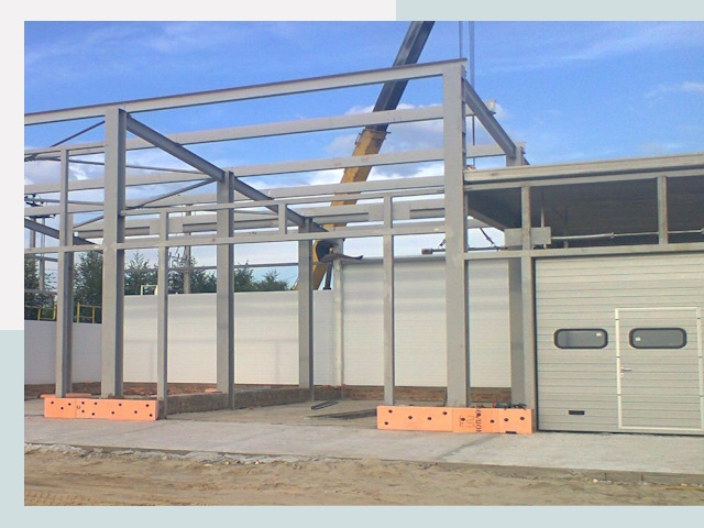 Строительство автосервисов от СтальСтрой-Ксл по цене 642 руб.