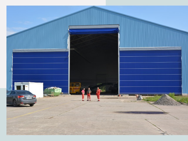 Ангарные ворота в Кисловодск от СтальСтрой-Ксл по цене 642 руб.