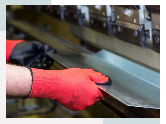 Гибка металла в Кисловодск от 642 руб. - Надёжно и быстро